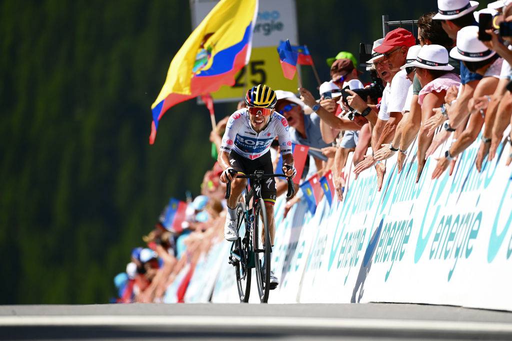 El colombiano Sergio Higuita se posiciona líder de la Vuelta a Suiza