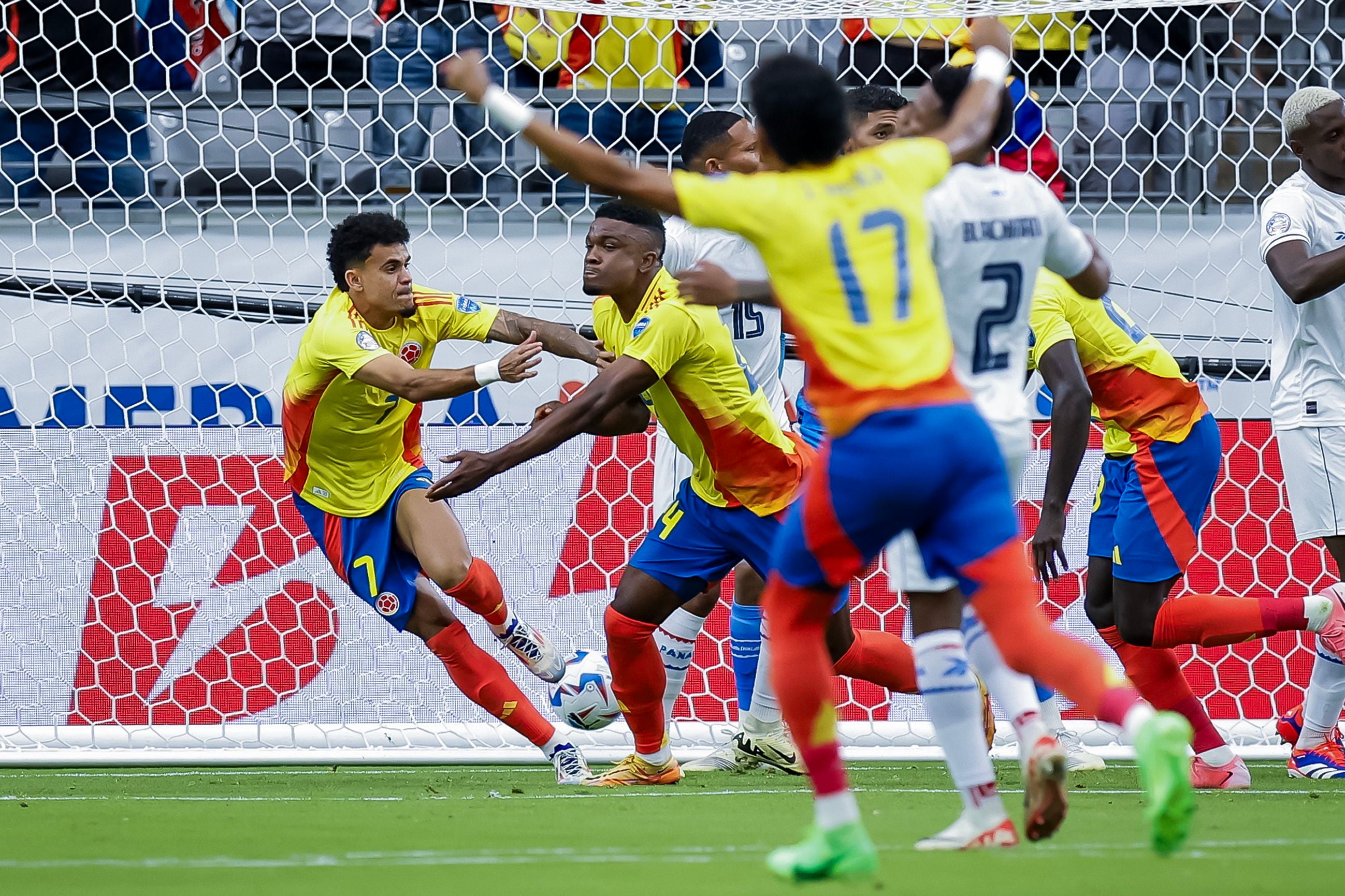 Narración gol de Jhon Córdoba, Colombia vs Panamá, Copa América 2024 : “Un  irrespetuoso del área”: así fue la narración de Martín de Francisco al gol  de Córdoba