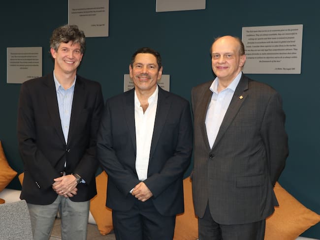 Mauricio Ramírez, presidente de GHL; Héctor Mario Díaz, presidente CEO de Irotama; Adolfo Scheel, director de operaciones de GHL/ Karen Vanegas