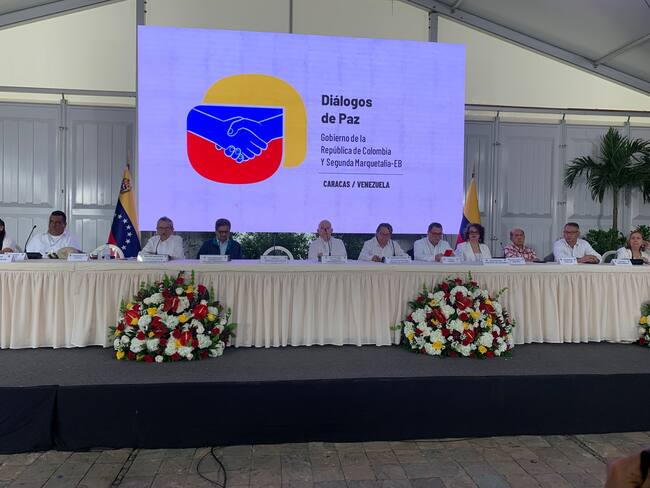 Instalación de la mesa de diálogo entre el gobierno de Colombia y la Segunda Marquetalia. Foto: Gabriela González.