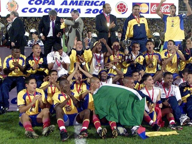 1-0 Colombia victoria contra México, Copa América 2001. (Photo by LUIS ACOSTA/AFP via Getty Images)