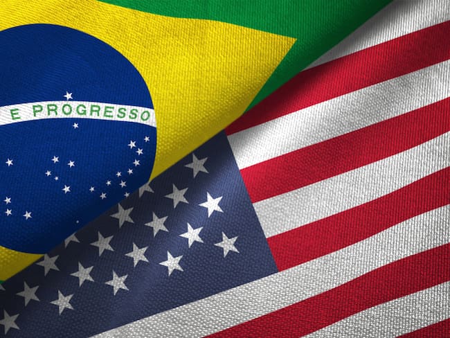 Banderas de Brasil y Estados Unidos. Foto: Getty Images