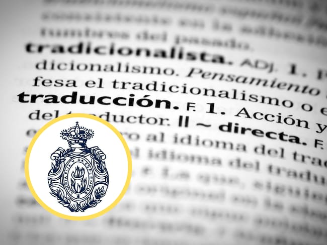 Diccionario español junto al logo de la RAE (GettyImages / redes sociales)