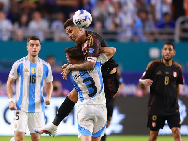 Argentina Vs Peru por la tercera fecha del grupo A de la Copa América. (Photo by Hector Vivas/Getty Images)