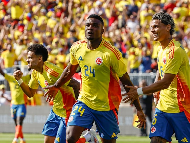 Será un partido muy duro ante una candidata: Ricardo Tavarelli sobre Colombia vs. Paraguay