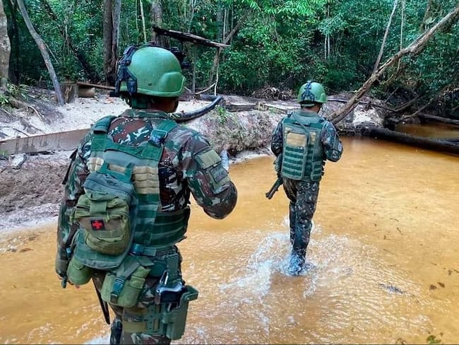 Operación conjunta entre Fuerzas Militares de Colombia y Brasil. Foto: cortesía Fuerzas Militares.