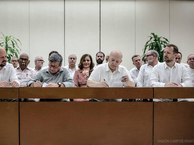 Mesa de diálogos entre el gobierno colombiano y el ELN. Foto: Ramón Campos / OACP.