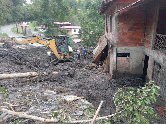 La situación en el municipio de Macanal, Boyacá, es muy compleja debido a los deslizamientos de tierra que se han presentado por las fuertes lluvias / Foto: Suminiostrada.