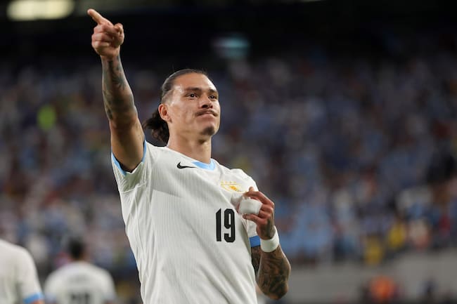 East Rutherford (United States), 28/06/2024.- Uruguay forward Darwin Nunez celebrates his goal during the first half of a CONMEBOL Copa America 2024 group C match against Bolivia, in East Rutherford, New Jersey, USA, 27 June 2024. EFE/EPA/JUSTIN LANE